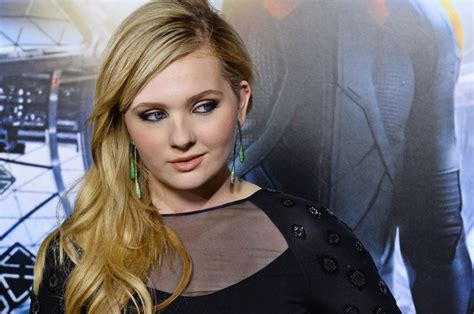 abigail breslin topless|Abigail Breslin Poses Topless in Racy Tyler Shields Photo ...